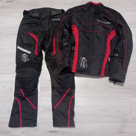 Moto oblecenie pre zenu,