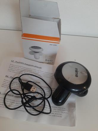 Masažny prístroj k pc. aj s návodom.,