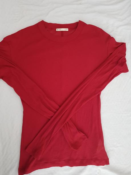 Pulovrik bite studios, m