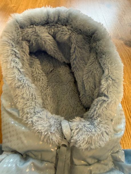 Elsa zimna bunda, sinsay,122