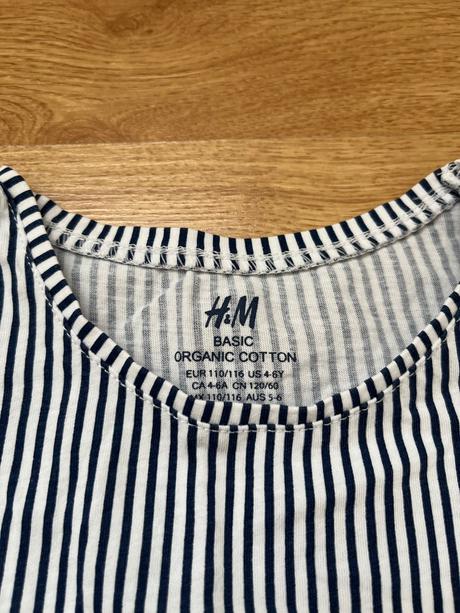 Pasikave tricko, h&m,110