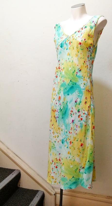 Dámske kvetované letné šaty, veľkosť s/m, s