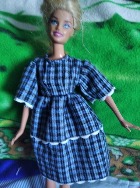 Šaty pre barbie,