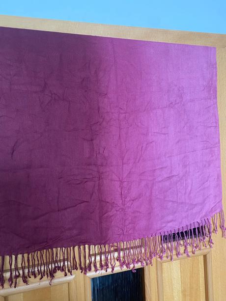 Šal ruzovy kašmir, 