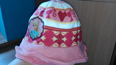 Klobučik otepleny, barbie,80