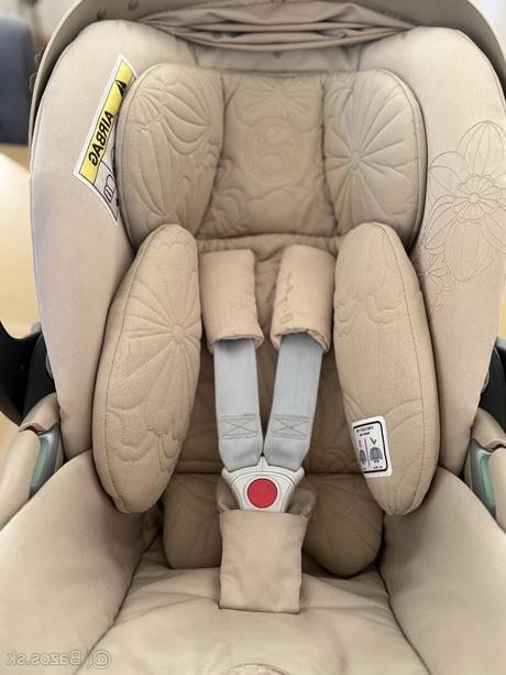 Cybex flower beigh + základna otáčajúca 360c, cybex