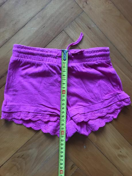 Šortky ,  kraťase s čipkou, terranova,104