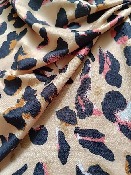 Elegantne saty anna field, m