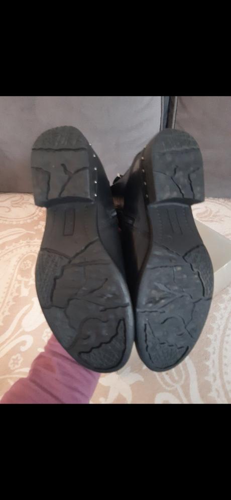 Čierne kožené čižmyčky 38, lasocki,38