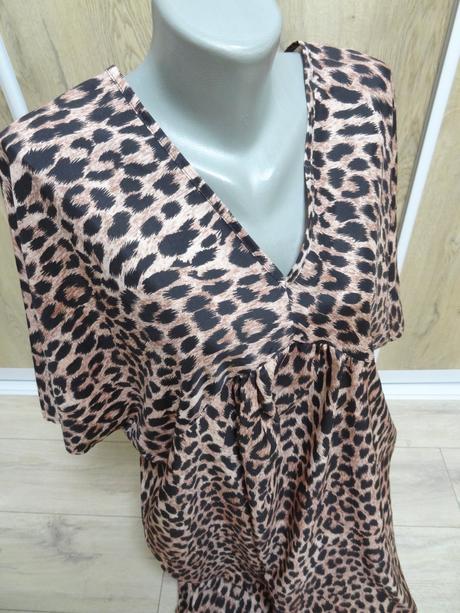 Tigrované šaty, xl