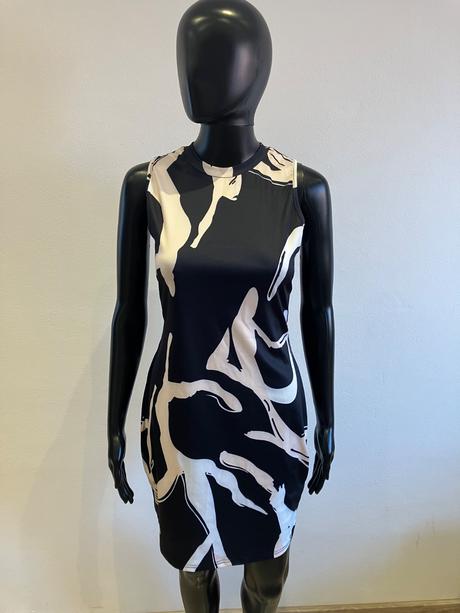 Dámske šaty vzorované (m), m