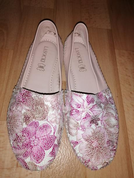 Mokasiny s kvetmi, lasocki,36