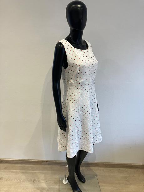 Dámske letné šaty bodkované (xl), xl