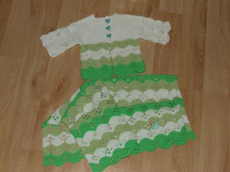 Háčkovaný svetrík, 62