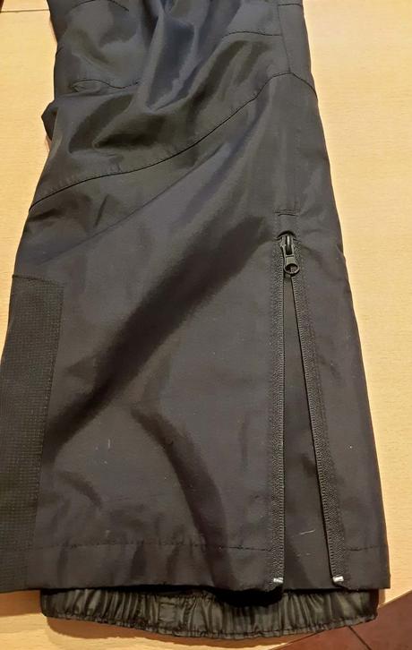 Predám lyžiarske nohavice authority  veľ.l, authority,l