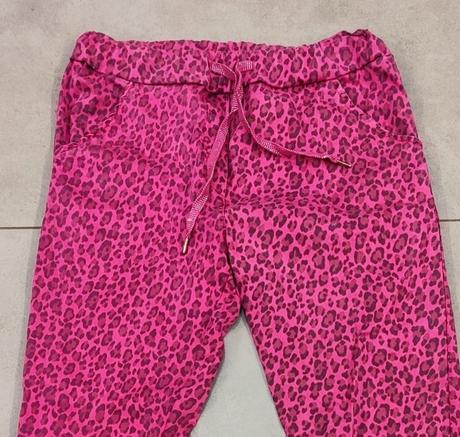 Nohavice so zvieracím vzorom, m