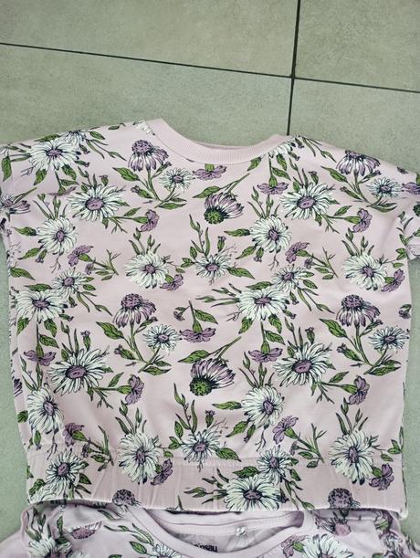 Mikina a tričko s volánmi 110, sinsay,110