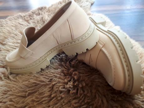 Kožené poltopanky bullboxer vel 41/42, 41