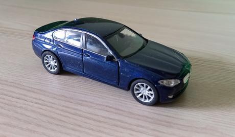 Auto - bmw 535i, 