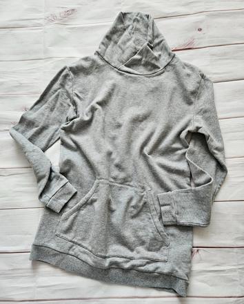 Pekná šedá mikina, s