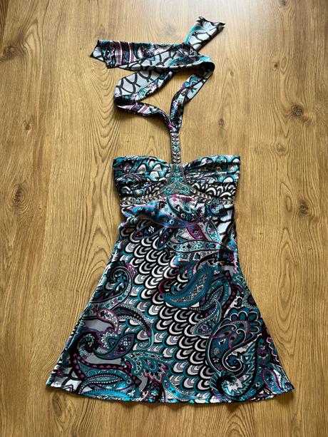 Saténové šaty s nádychom orientu, xs