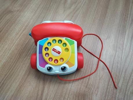 Telefón fisher price,