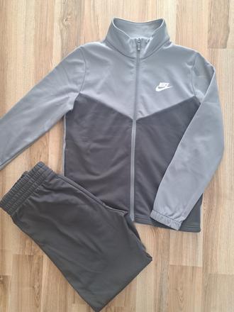 Teplakova suprava nike, dvojcislo 147/158, nike,146