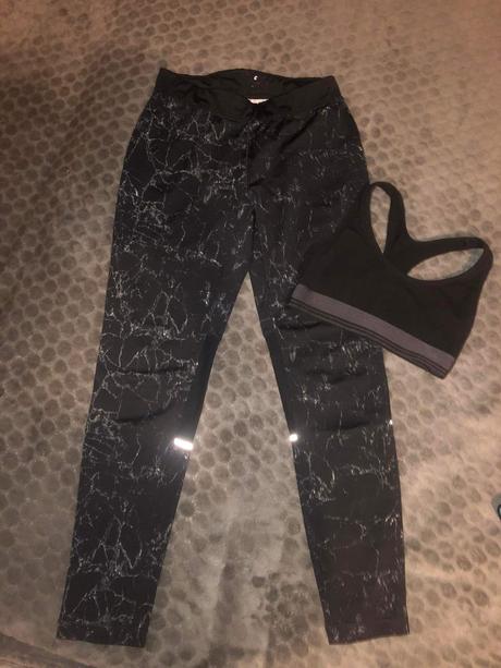 Leginy s reflexnym, s