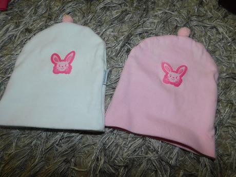 2x čiapka 62-68, 68