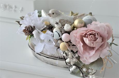 Jemný vianočný aranž s vtáčikom,