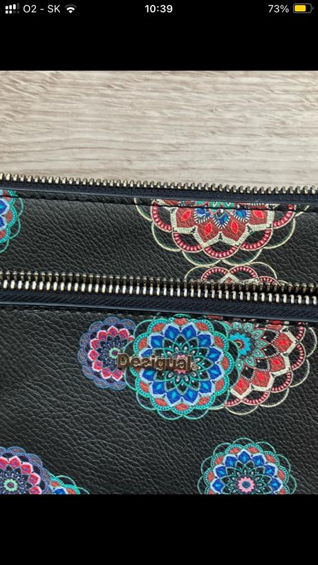 Kabelka letná, desigual