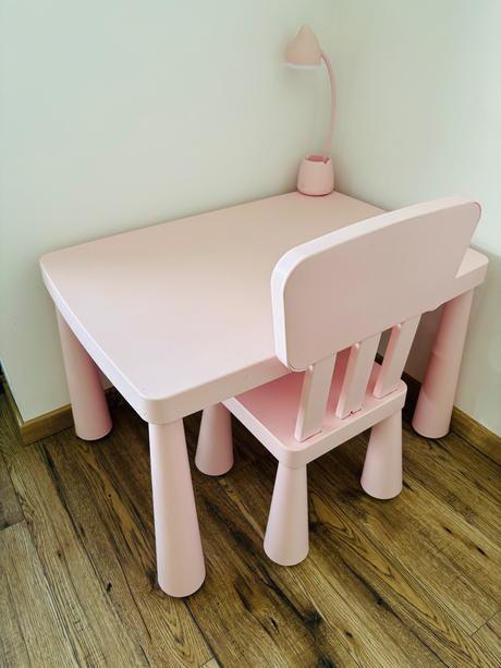 Mamut stôl so stoličkou, 