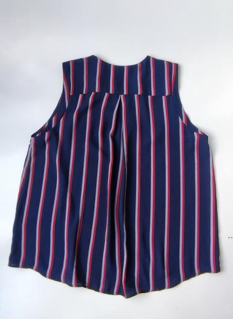 Elegantná blúzka, lindex,44