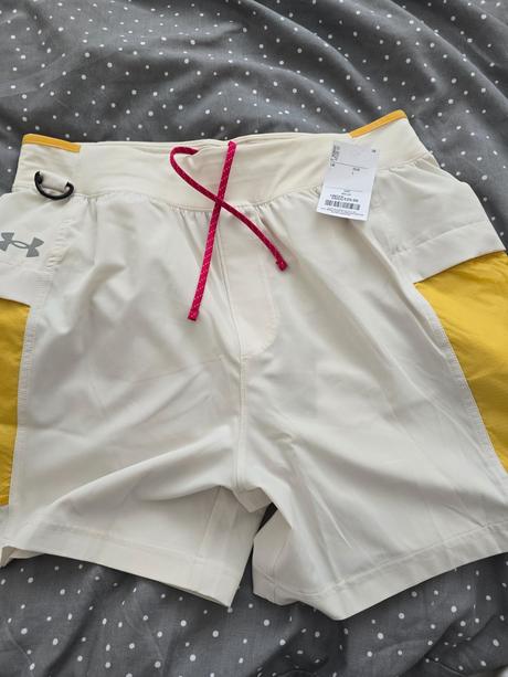 Kratase, under armour,l