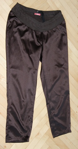 Tehotenské nohavice, 36