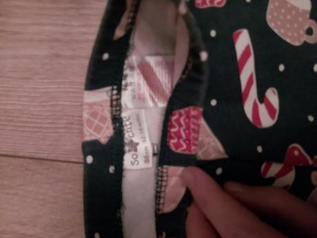 Vianočné legínky, 86