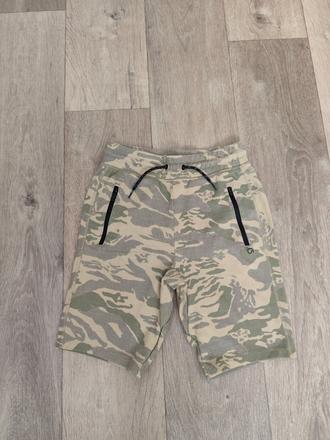 Gap kraťasy, gap,152