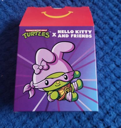 Hello kitty figúrka,