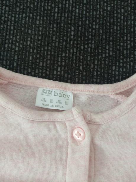 Svetrík so zajačikom, f&f,74