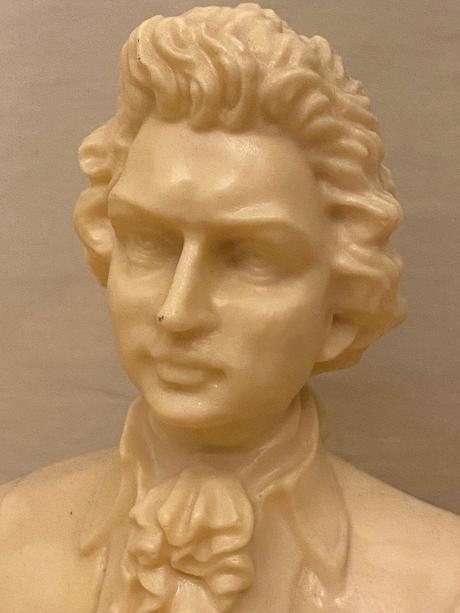 Mozart - alabaster busta / socha, 