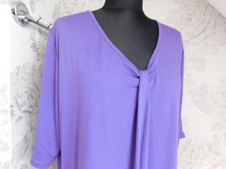 Kvalitne damske tričko, 44