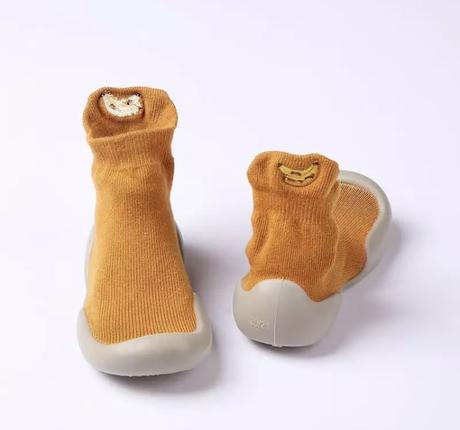 Capacky barefootky, <17