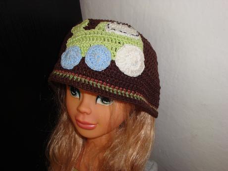 Háčkovaná čiapka vláčik, 86