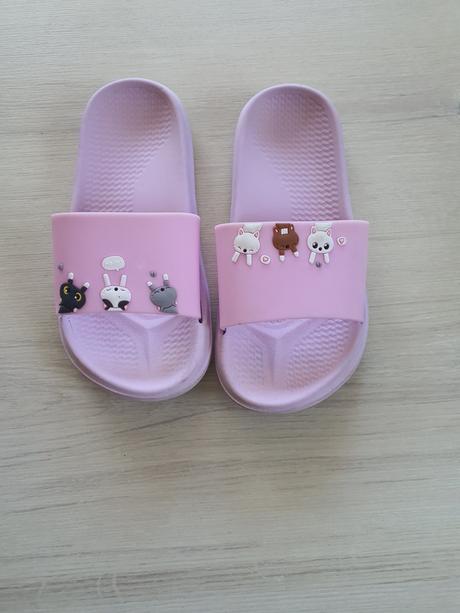 Šľapky, coccodrillo,29