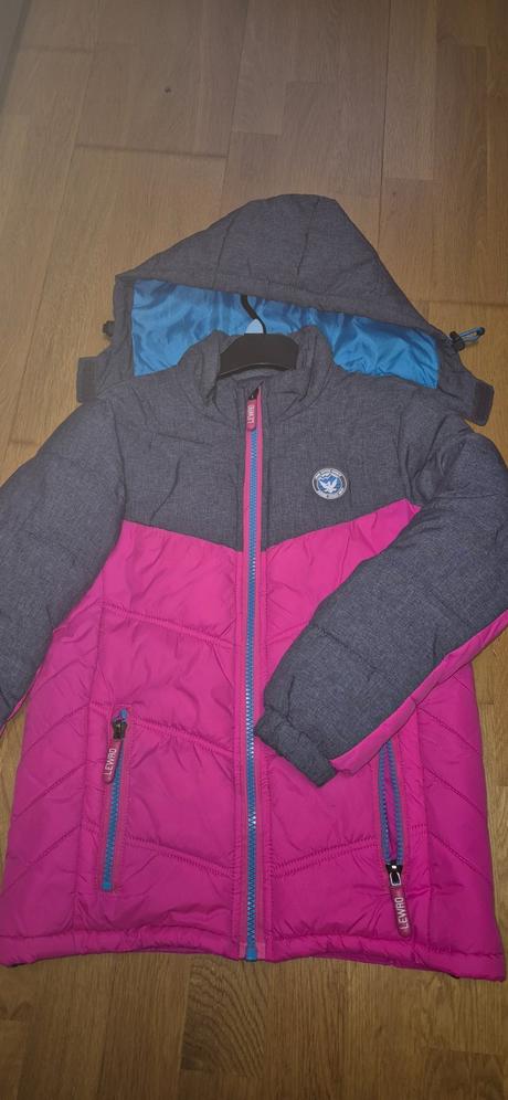 Zimna bunda, lewro,146