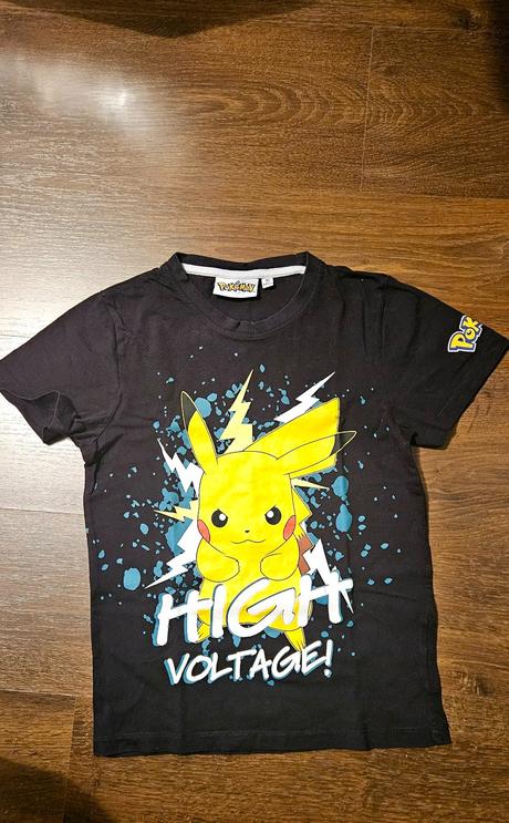 Tricko pokemon pikachu v. 134, 134