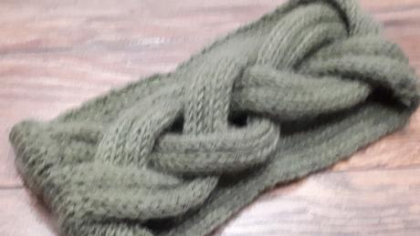 Pletená čalenka, s