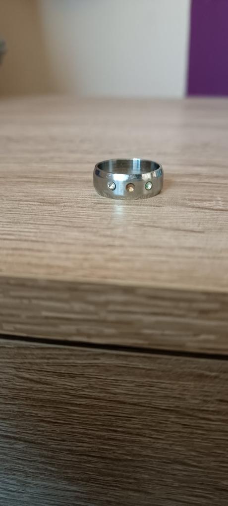 Prsteň z chirurgickej ocele,