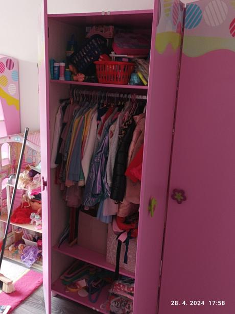 Detská dievčenská zostava, 