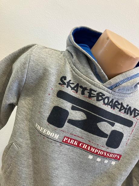 Chlapčenská mikina s kapucňou skateboarding (2r.), 92